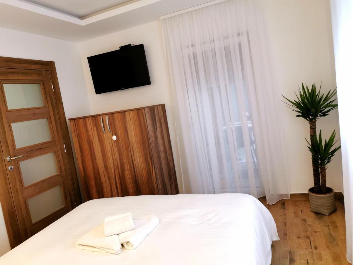 Canti Apartments Novi Sad Bagian luar foto