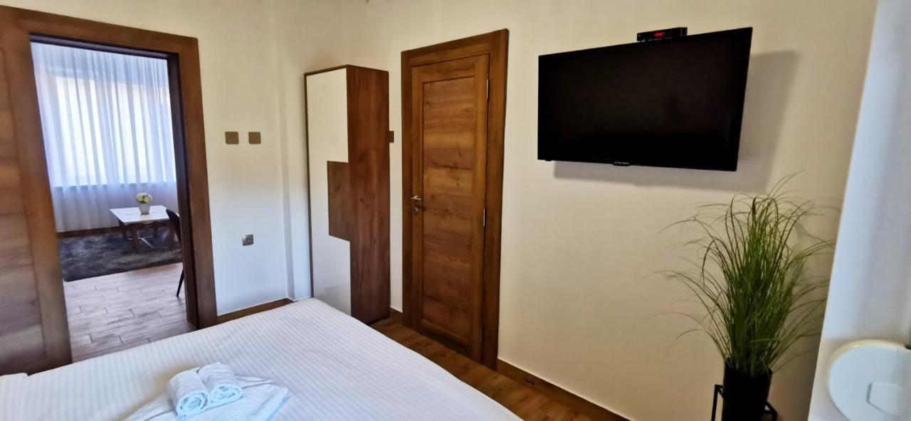 Canti Apartments Novi Sad Bagian luar foto