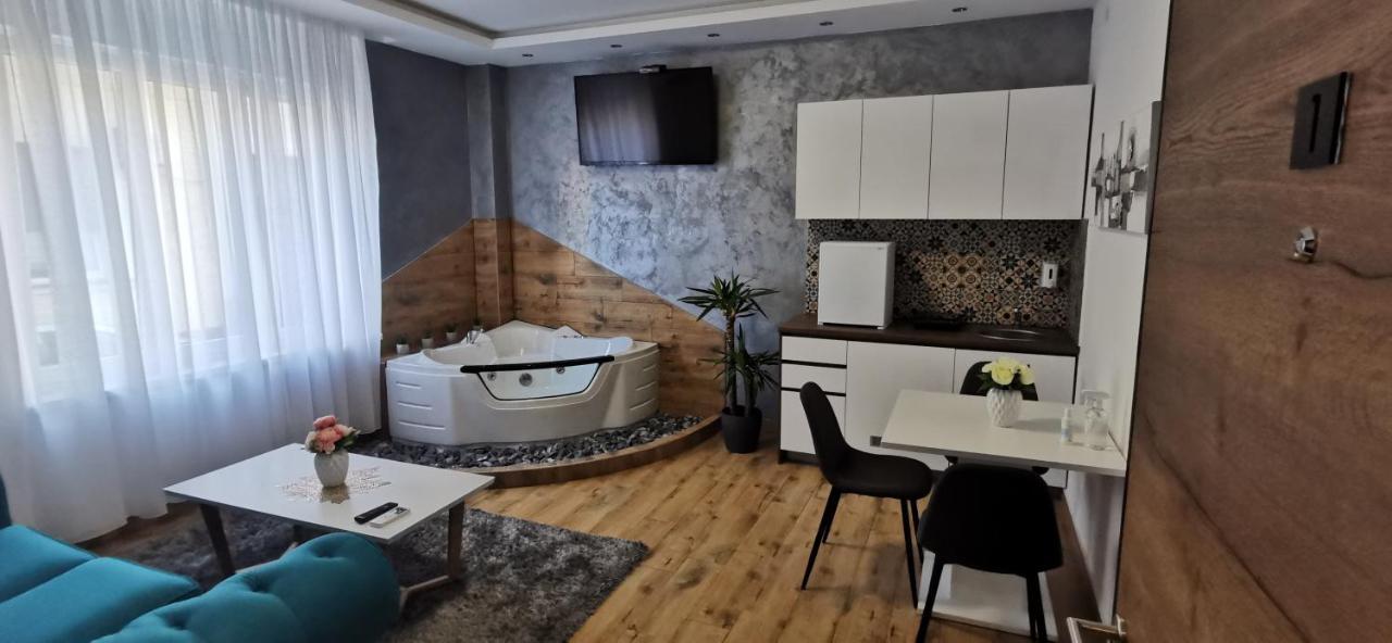 Canti Apartments Novi Sad Bagian luar foto