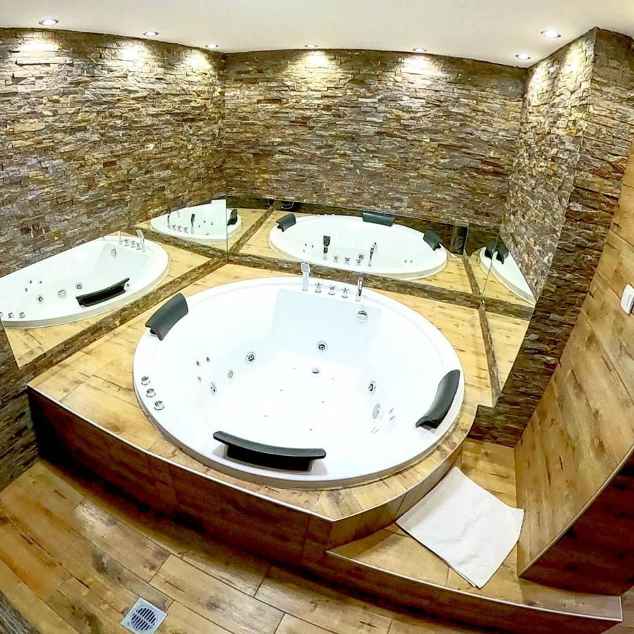 Canti Apartments Novi Sad Bagian luar foto