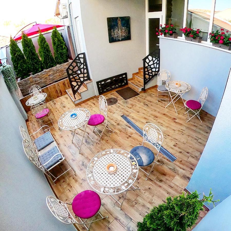 Canti Apartments Novi Sad Bagian luar foto
