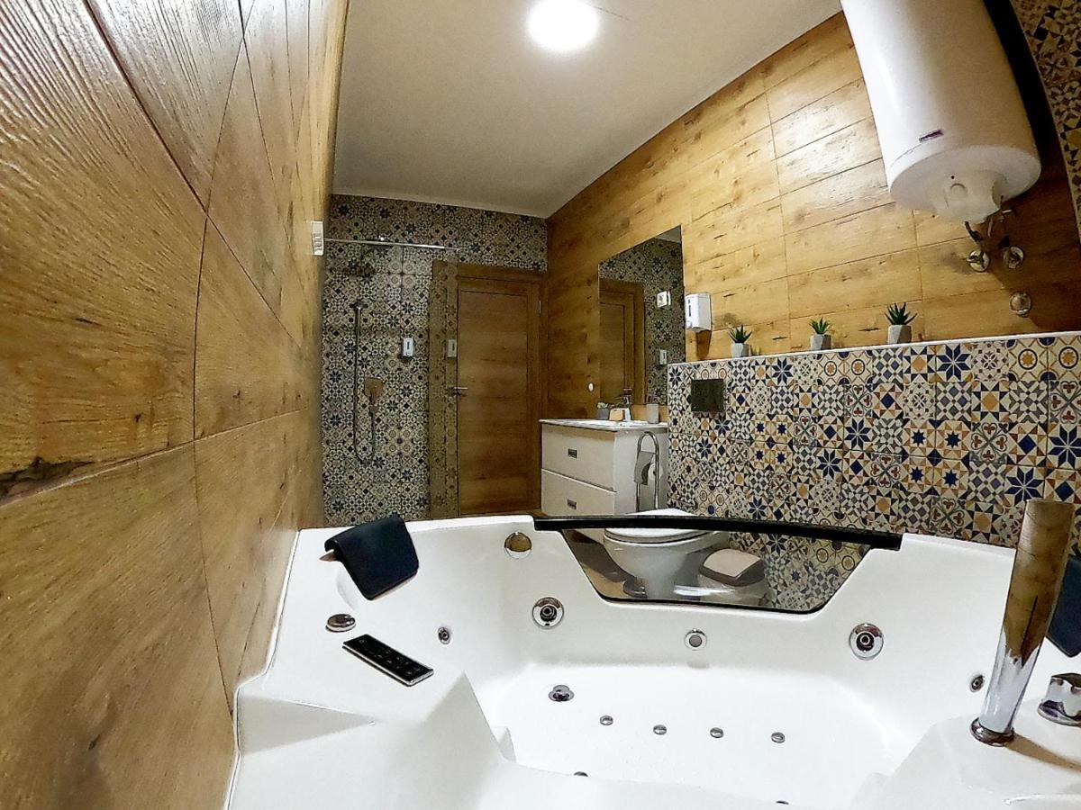 Canti Apartments Novi Sad Bagian luar foto