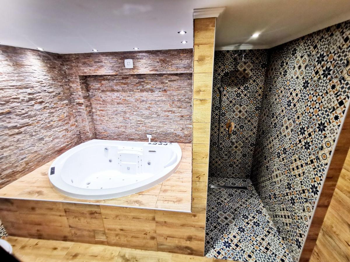Canti Apartments Novi Sad Bagian luar foto